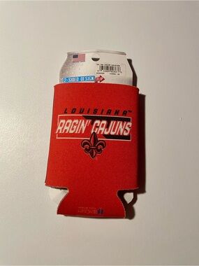 Louisiana Ragin' Cajuns Red Can Cooler Koozie Home Kitchen Dining Summer NWT